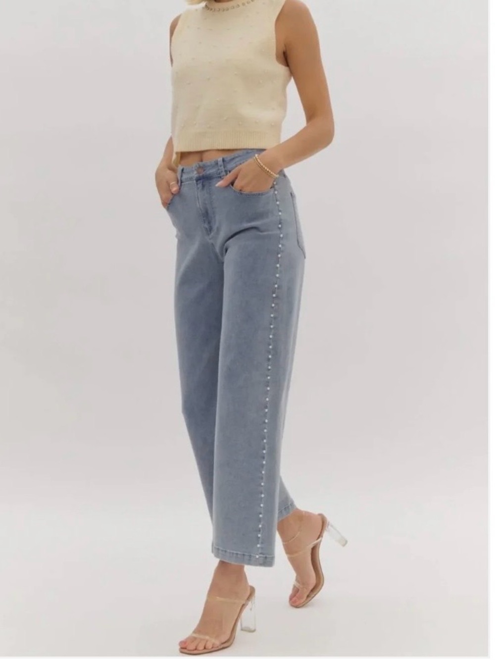 Entro Pearl Detail Cropped Wide Leg Jeans Size Small NWT Boutique Denim